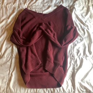 maroon v neck sweater